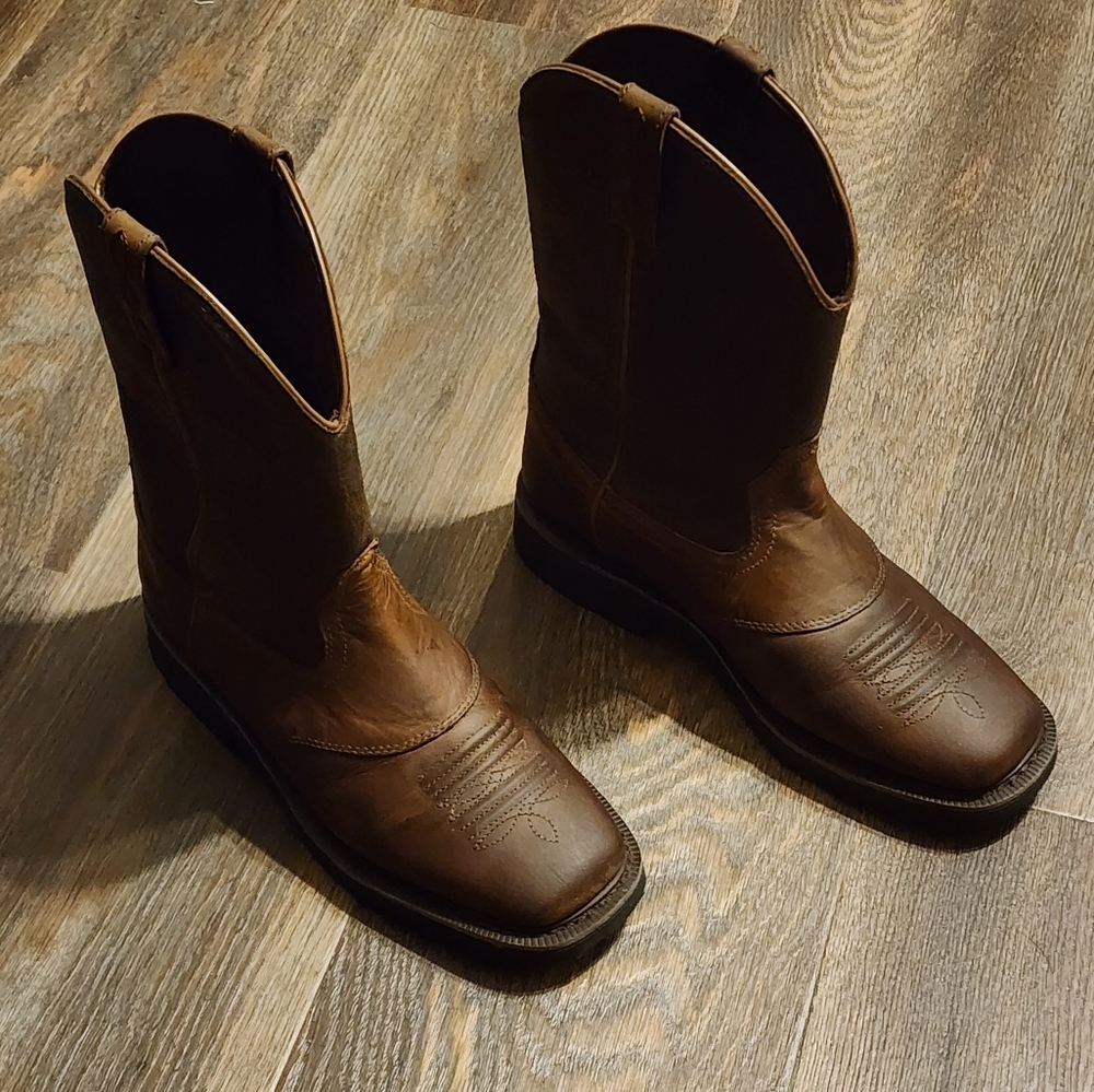 Cabelas western work boots